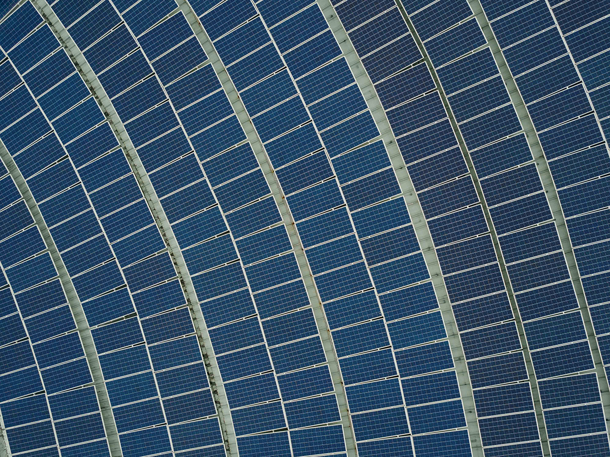 irima solar ofrece la instalacion de placas solares en la aldea